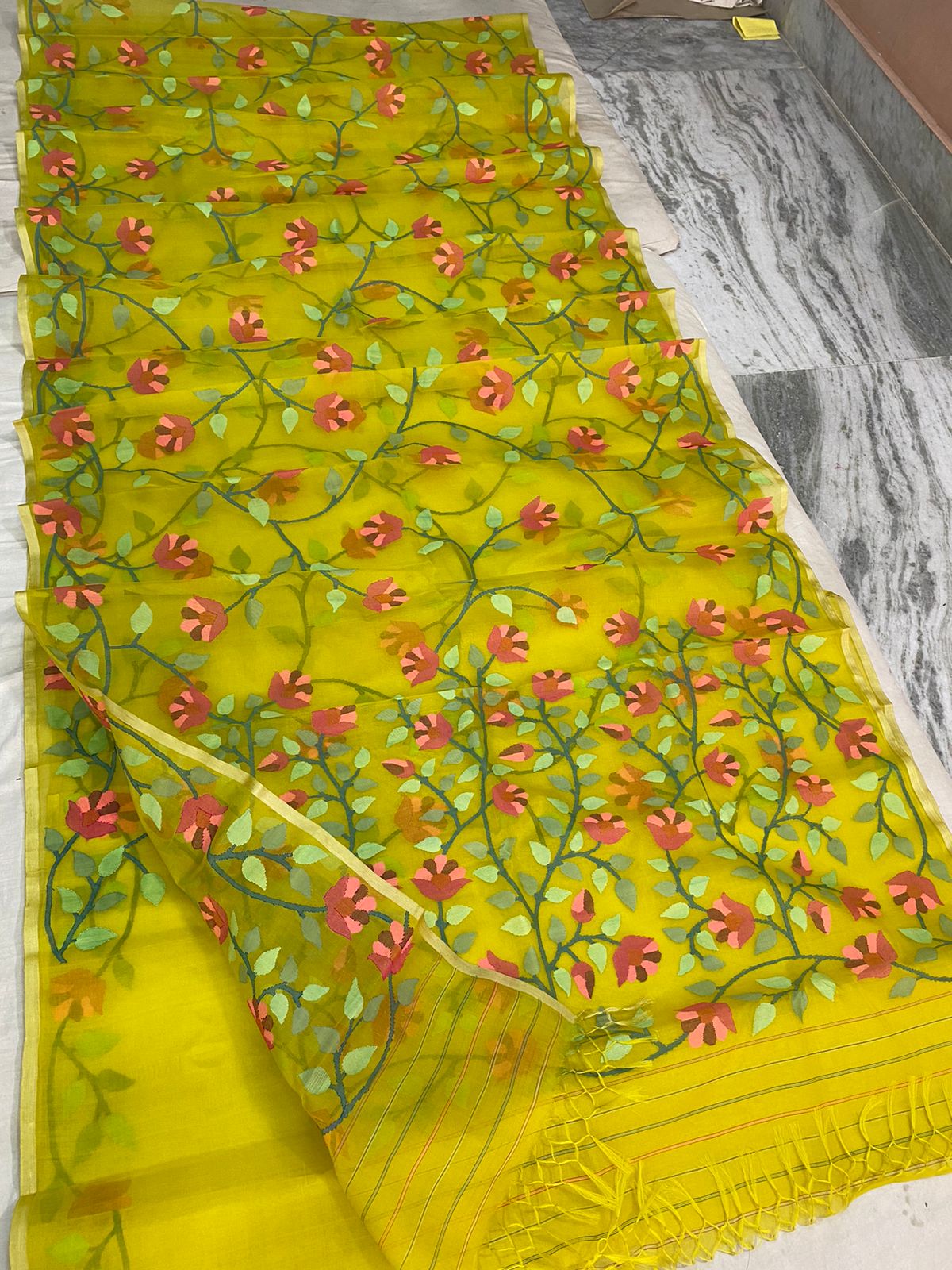 Heera muslin jamdani saree - Saffronfashionindia