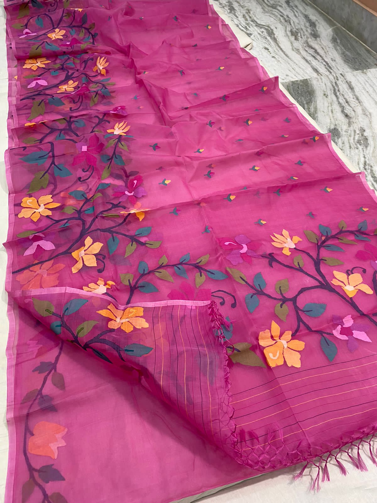 Rubik tantuj jamdani saree - Saffronfashionindia