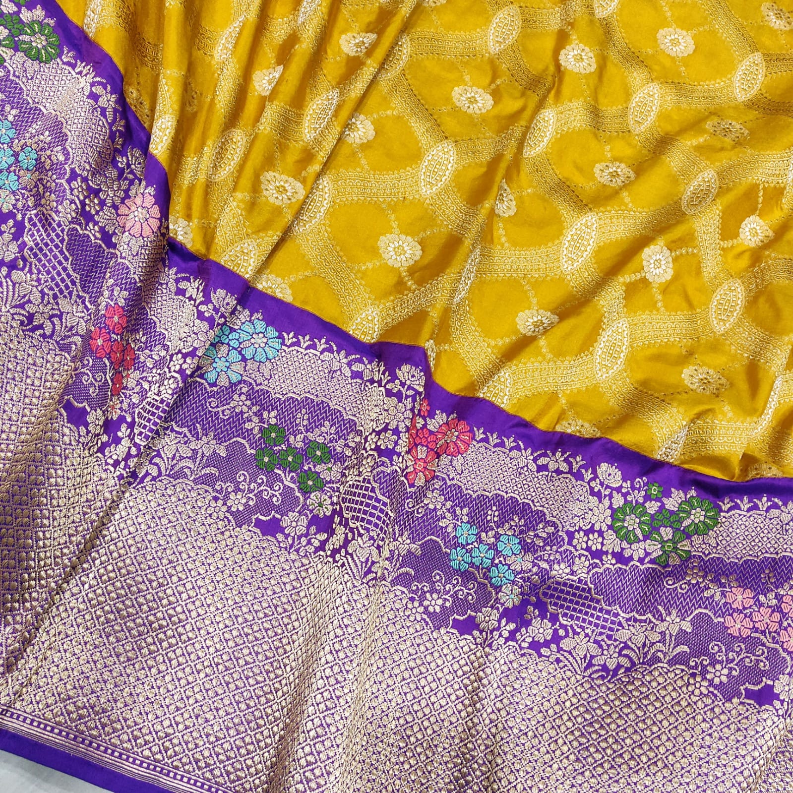 Urfi Katan silk handwoven zari saree - Saffronfashionindia
