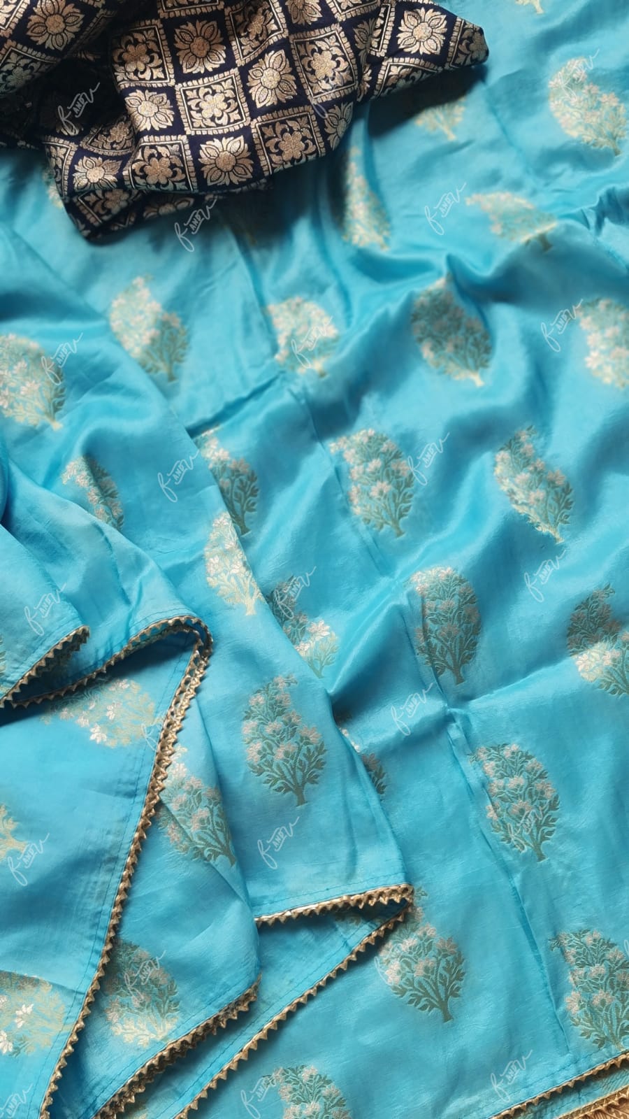 Munga floral crepe sarees - Saffronfashionindia
