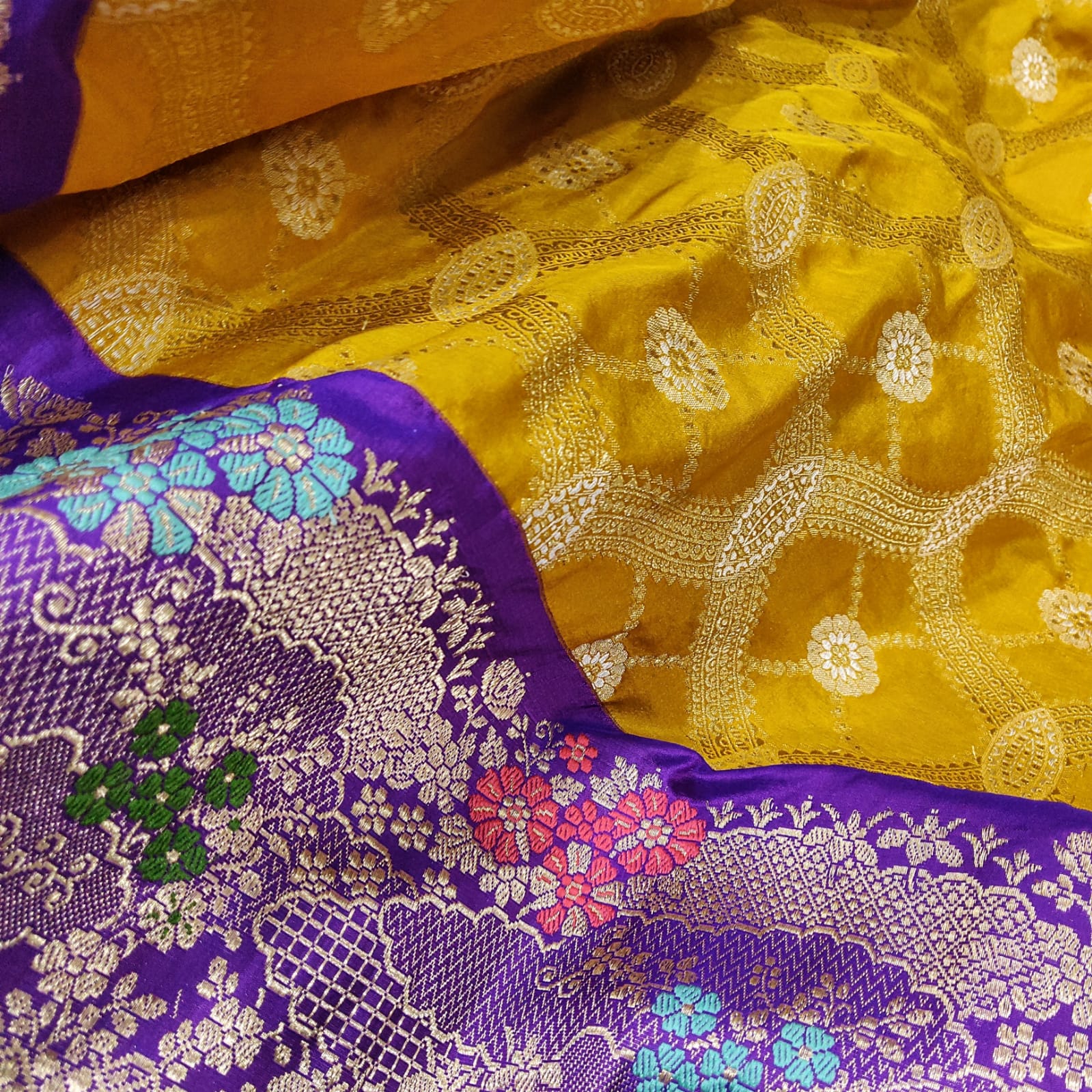 Urfi Katan silk handwoven zari saree - Saffronfashionindia
