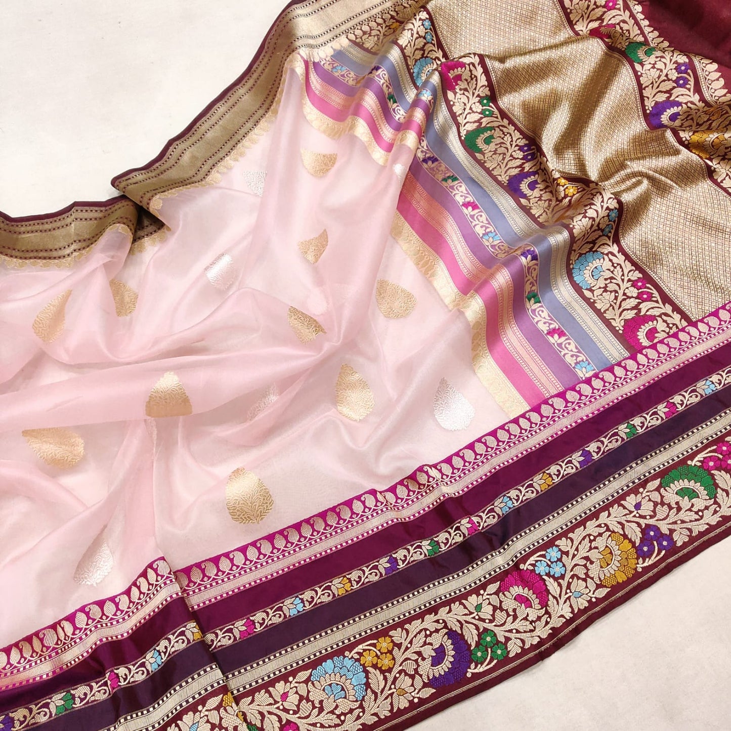 Pini kora exclusive saree - Saffronfashionindia