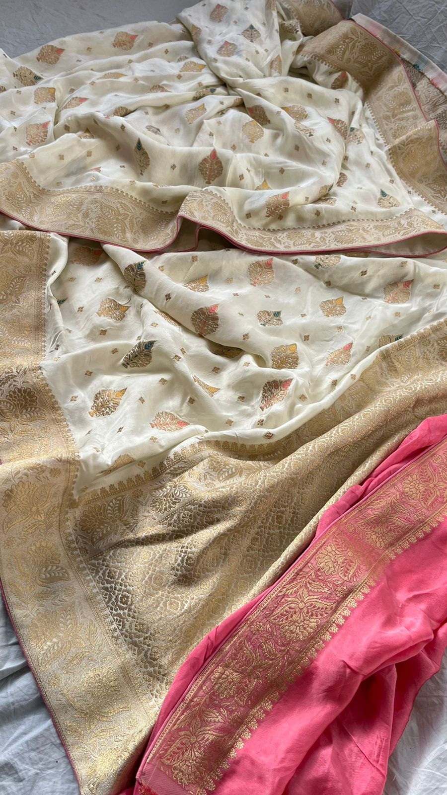 Arvoo khaddi gorgette indian sari - Saffronfashionindia