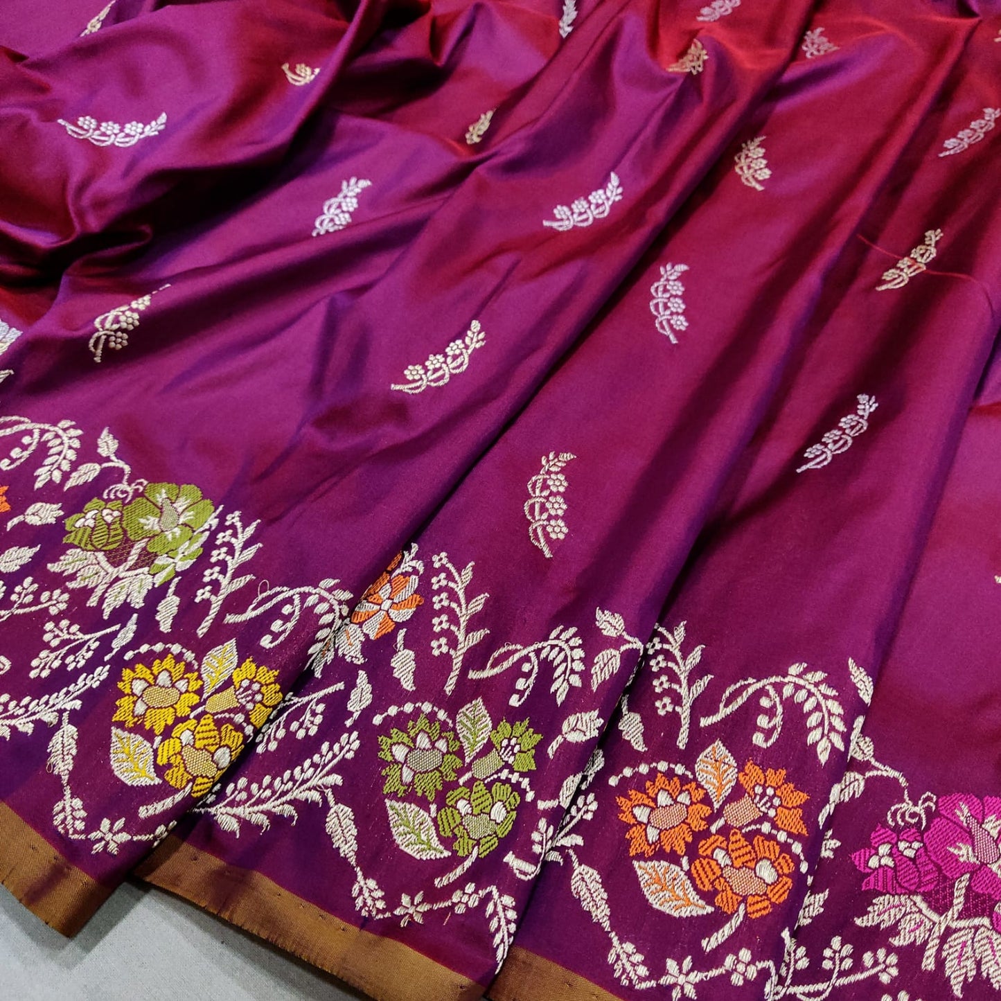 Walia handwoven kadwa saree - Saffronfashionindia