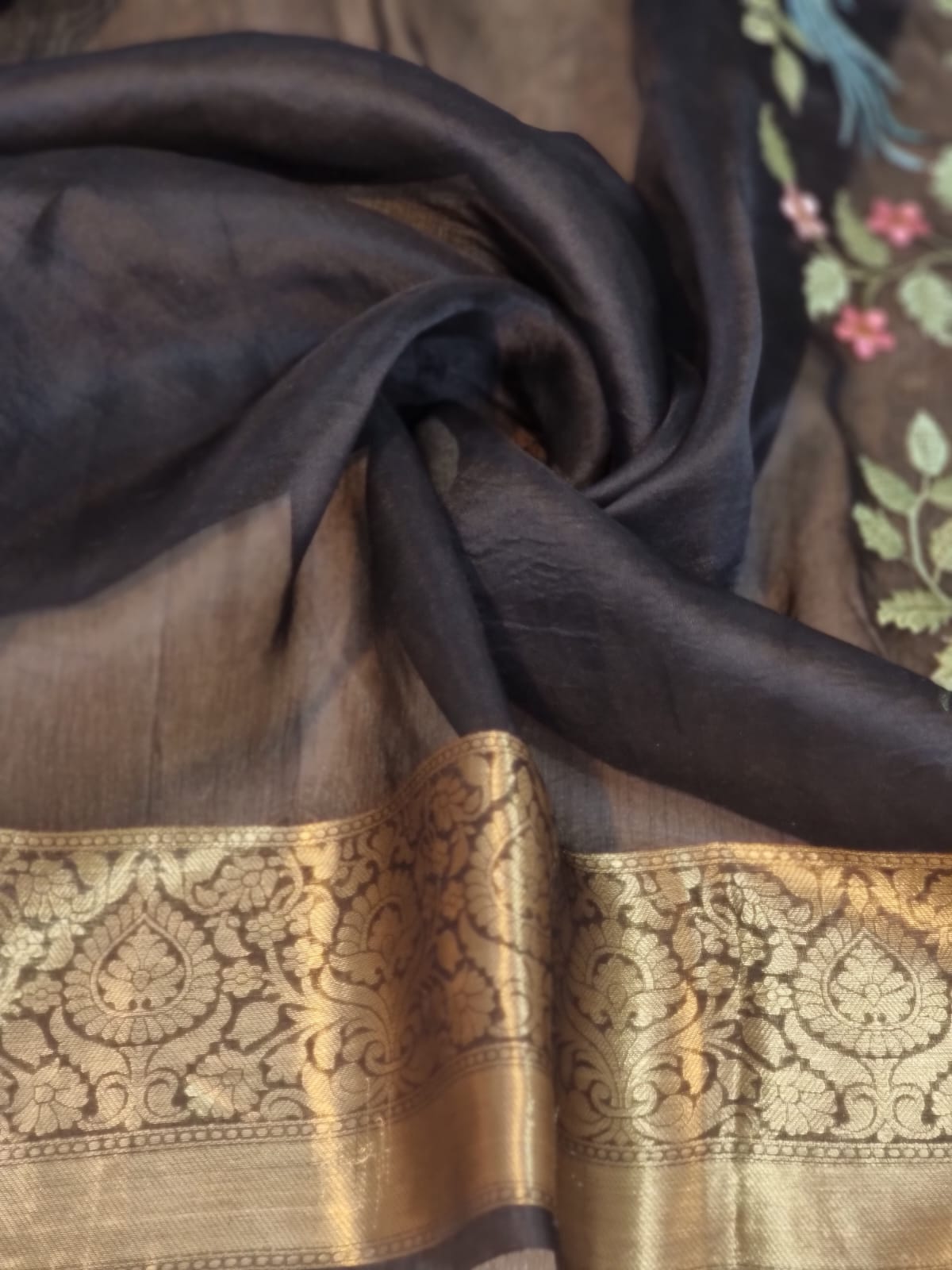 Lilac inspired embroidered saree - Saffronfashionindia