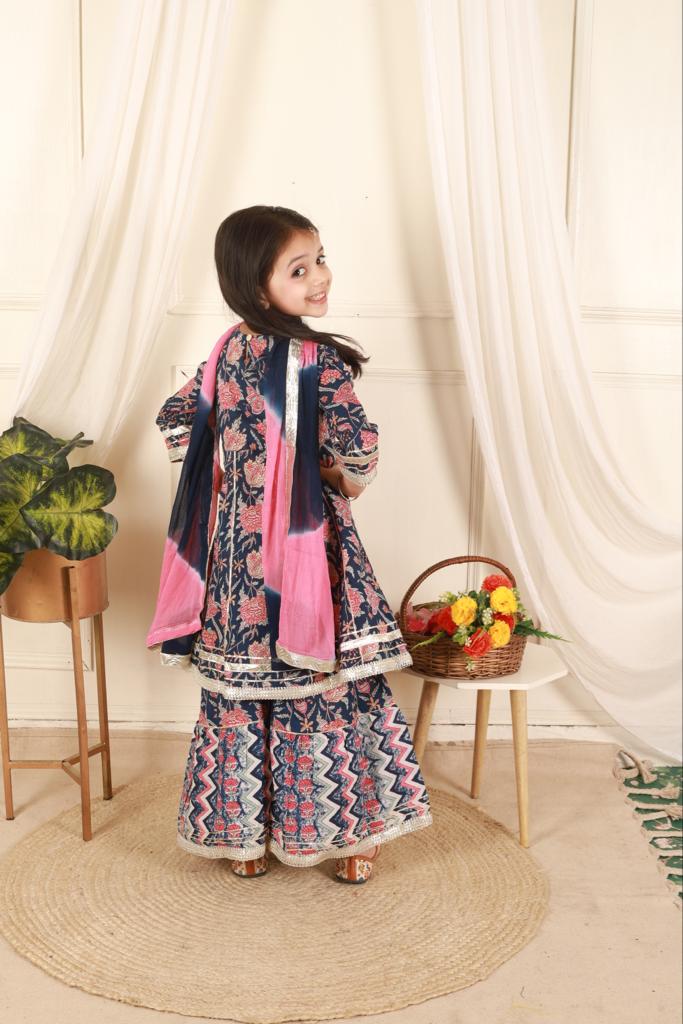 Pavish Anarkali kids dresz - Saffronfashionindia