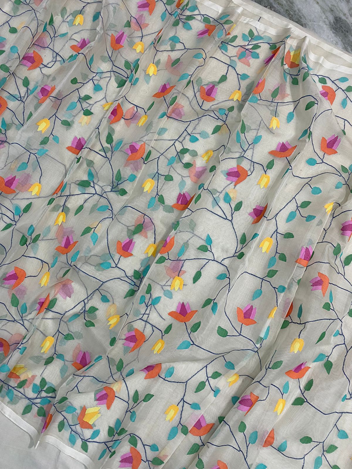 Lipika tantuj muslin jamdani saree - Saffronfashionindia