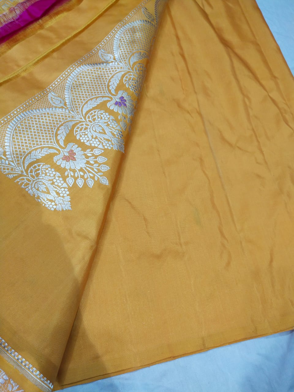 Maharani inspired handwoven Katan silk kadwa saree - Saffronfashionindia