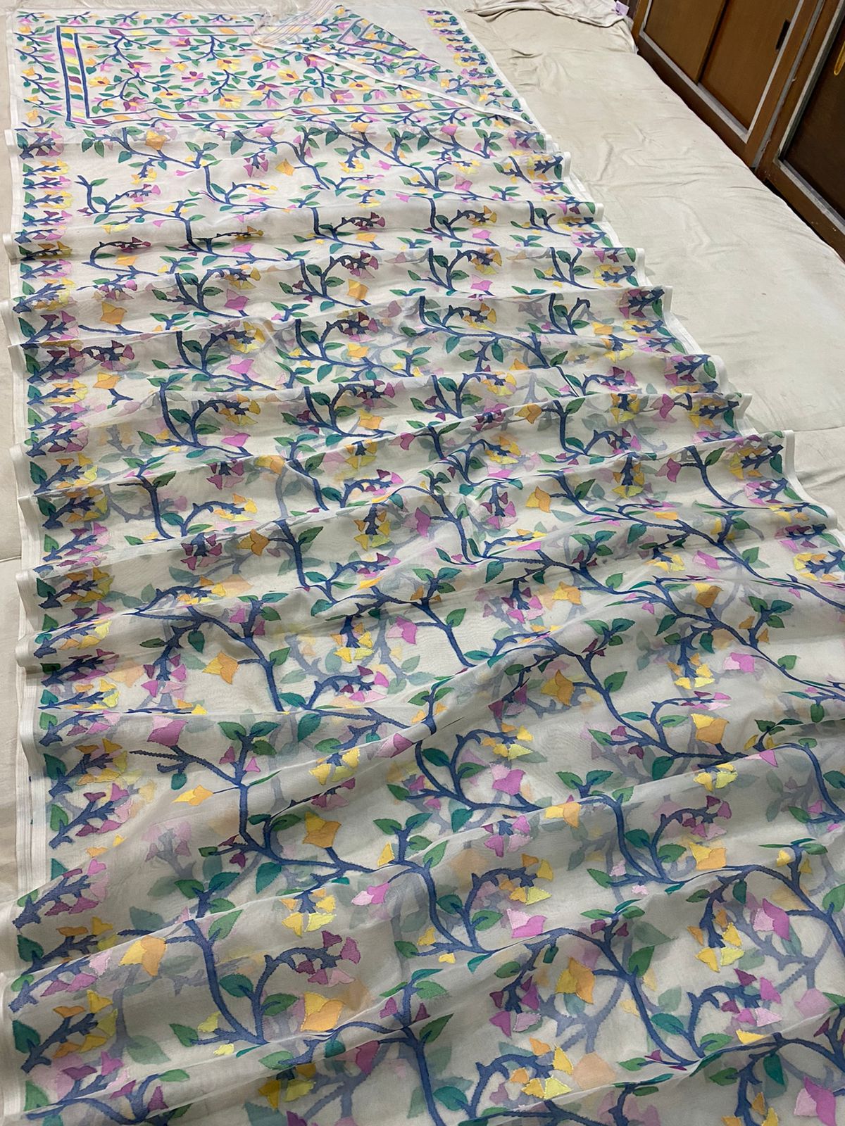 Hayati jamdani indian saree - Saffronfashionindia