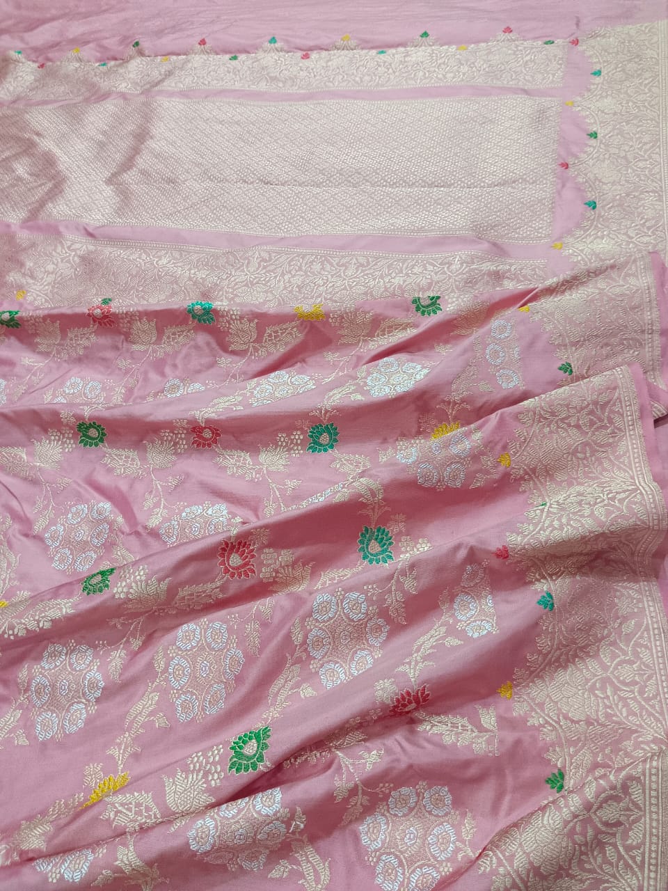Maharani inspired handwoven Katan silk kadwa saree - Saffronfashionindia