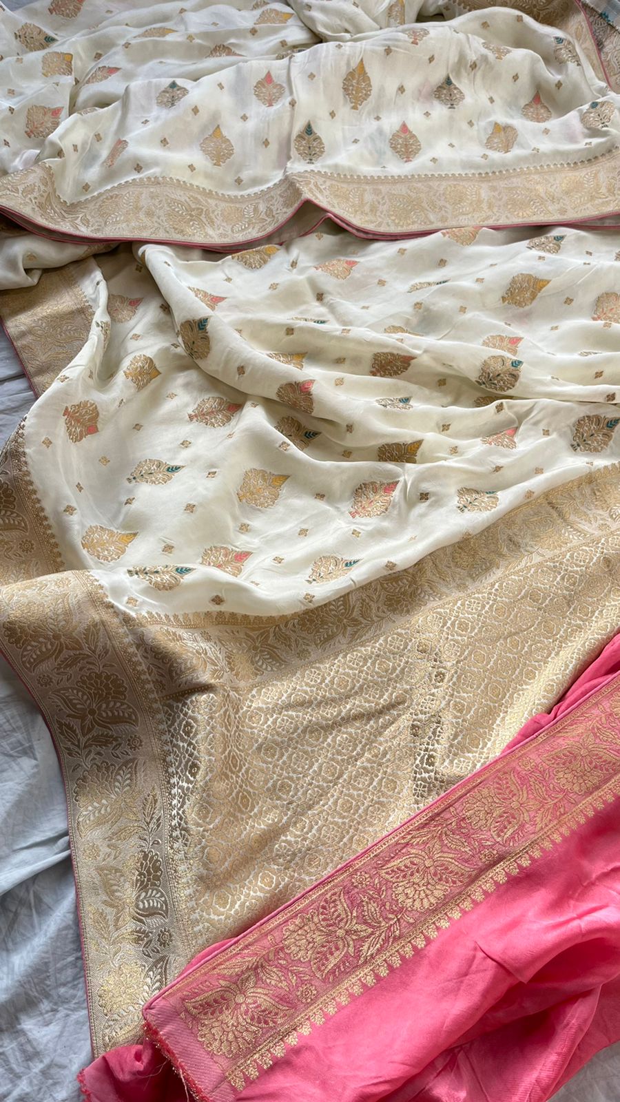 Arvoo khaddi gorgette indian sari - Saffronfashionindia