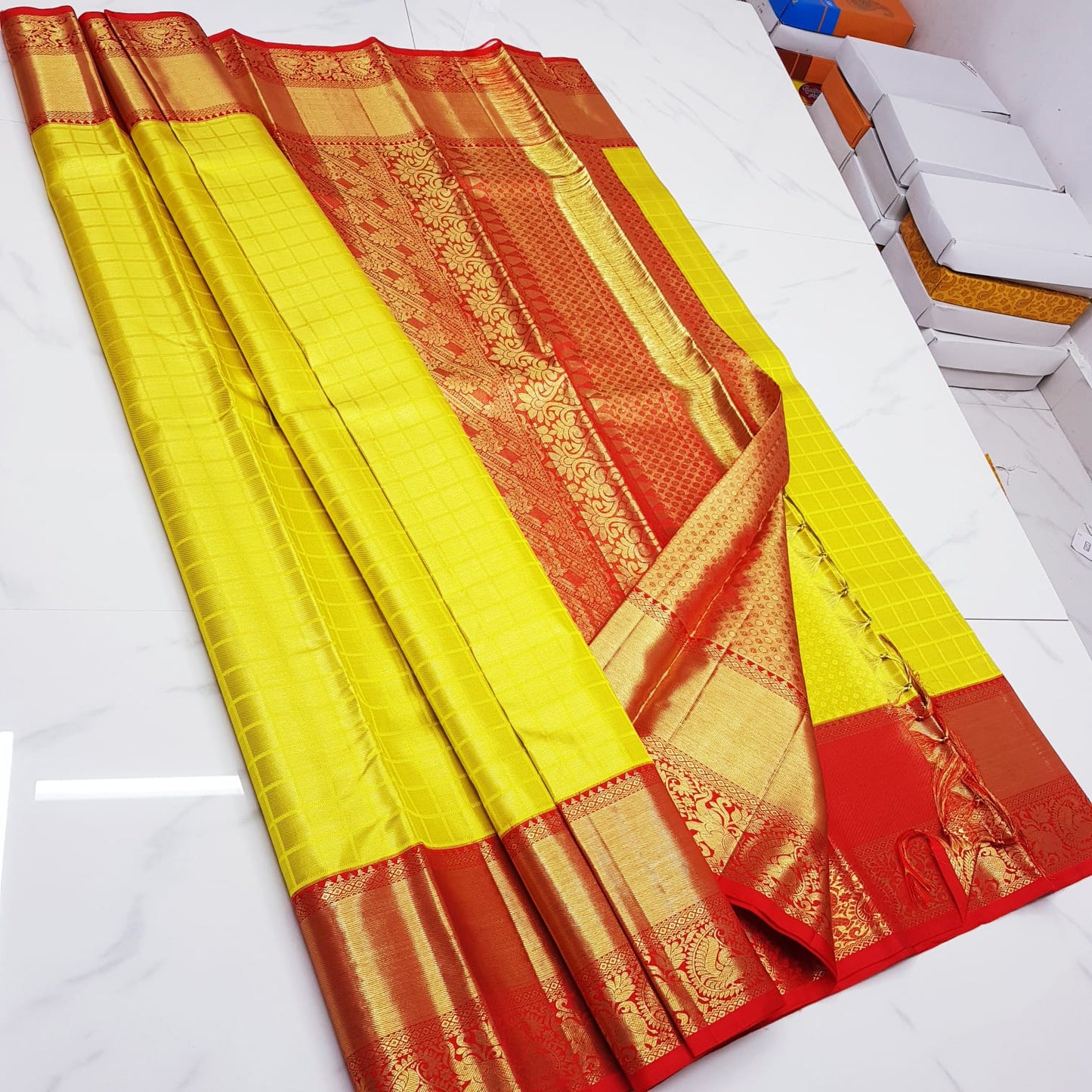 Pure silk Kanchipuram saree - Saffronfashionindia