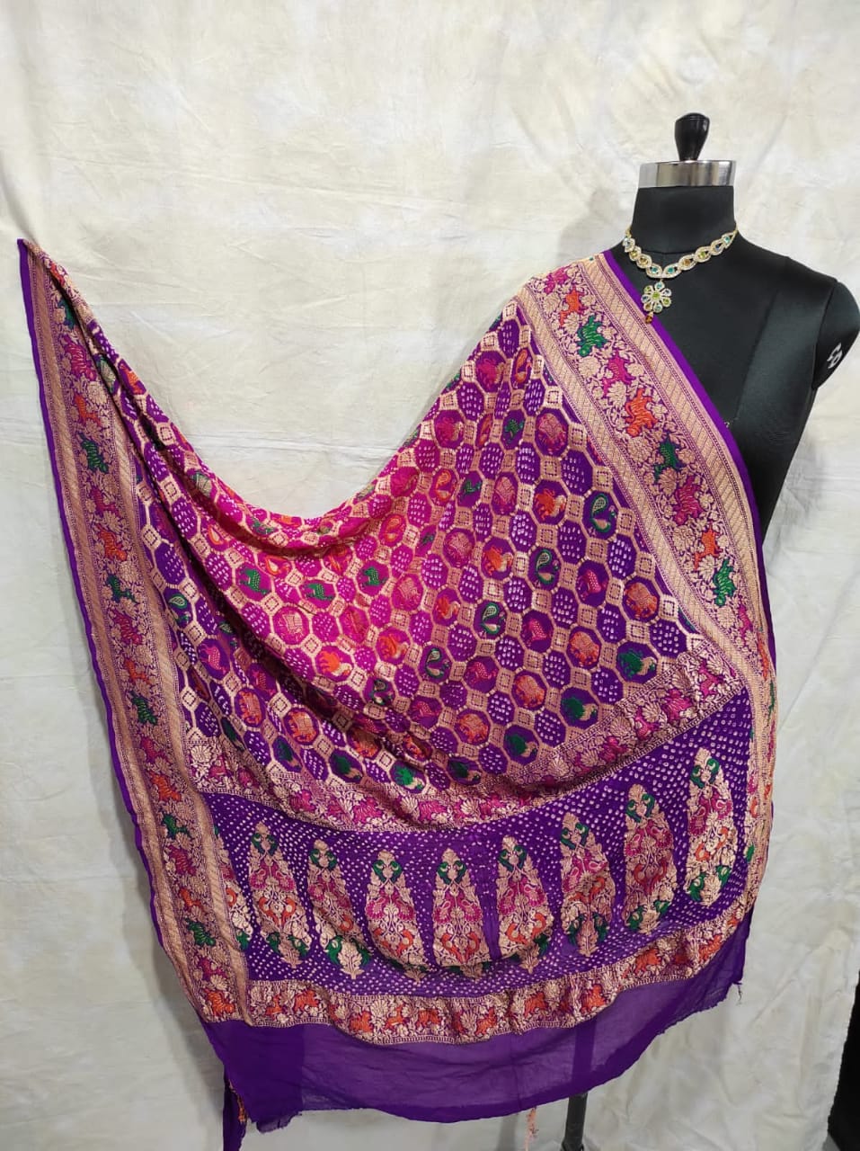 Lahani Bandhani dupatta - Saffronfashionindia