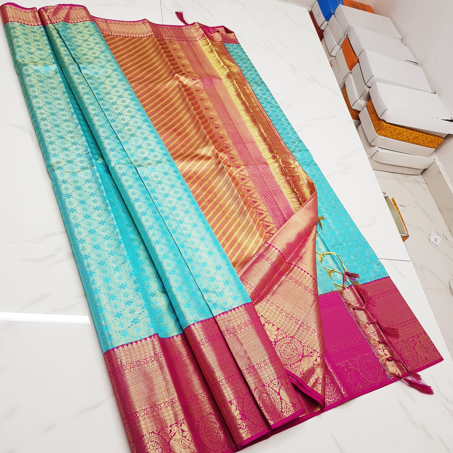 Pure silk Kanchipuram saree - Saffronfashionindia
