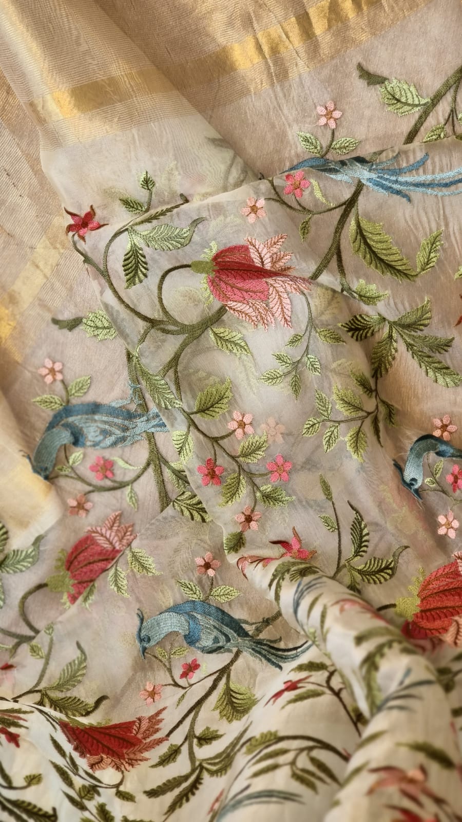 Kavita Banarsi organza silk saree - Saffronfashionindia