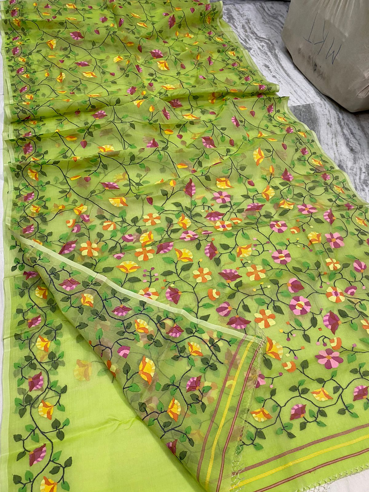 Reni tantuj handwoven jamdani saree - Saffronfashionindia