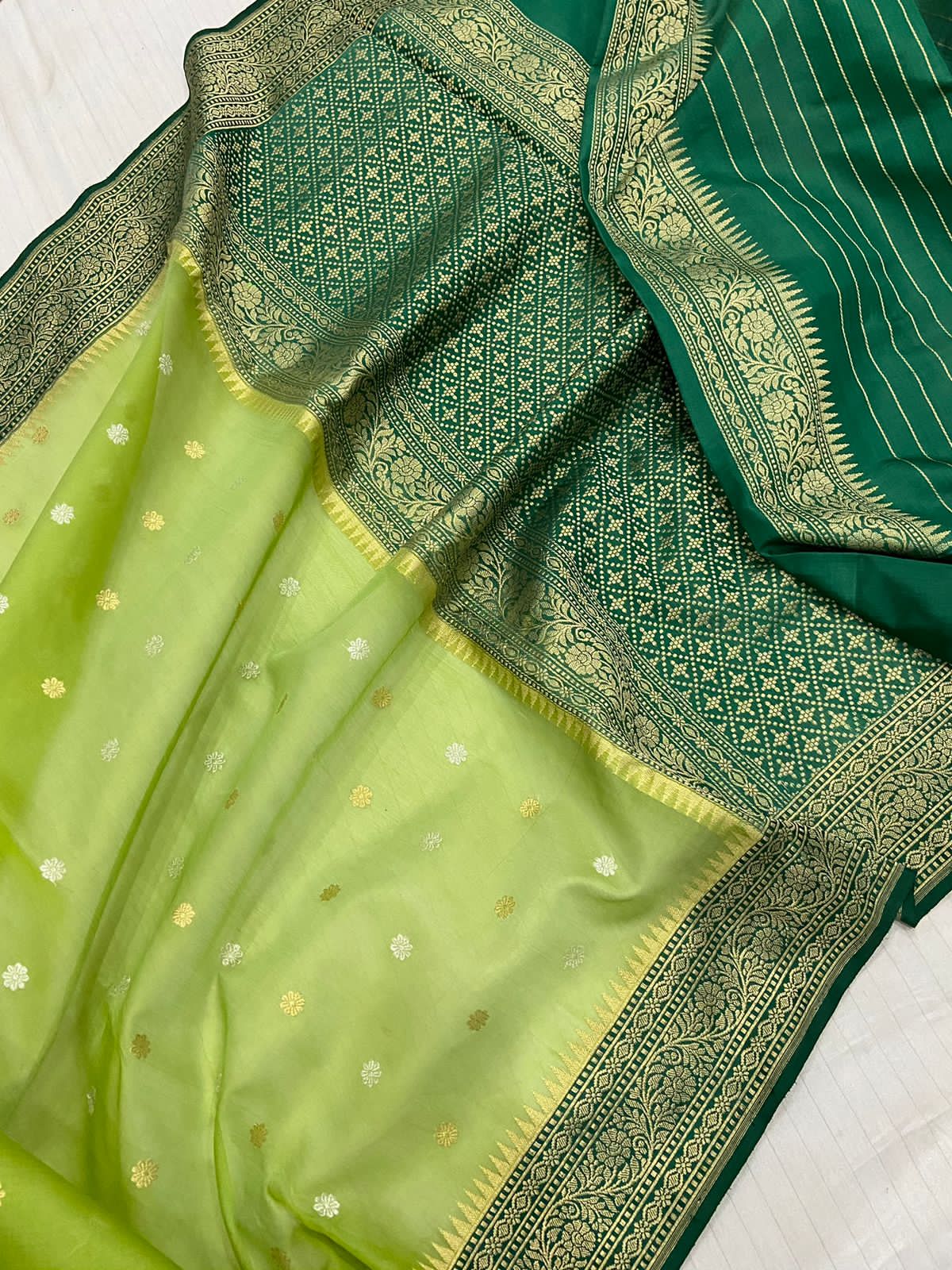 Menika banarsi kora saree - Saffronfashionindia
