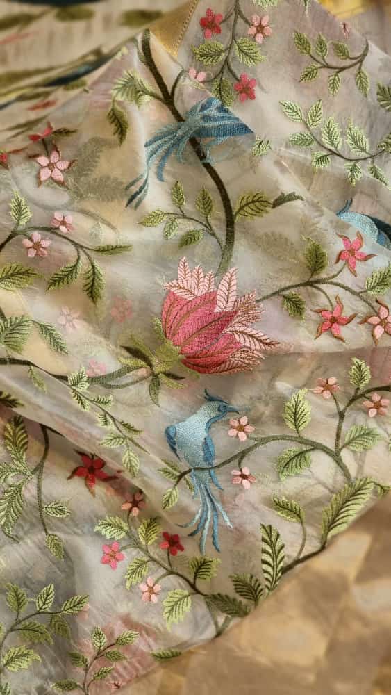 Kavita Banarsi organza silk saree - Saffronfashionindia