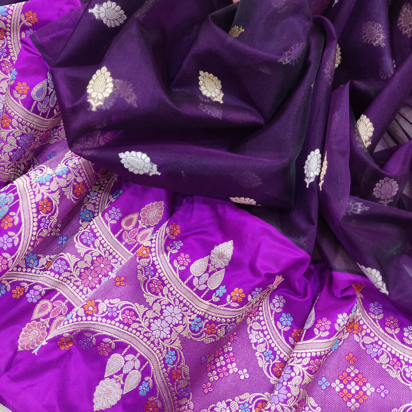 Kora handwoven kadwa saree - Saffronfashionindia