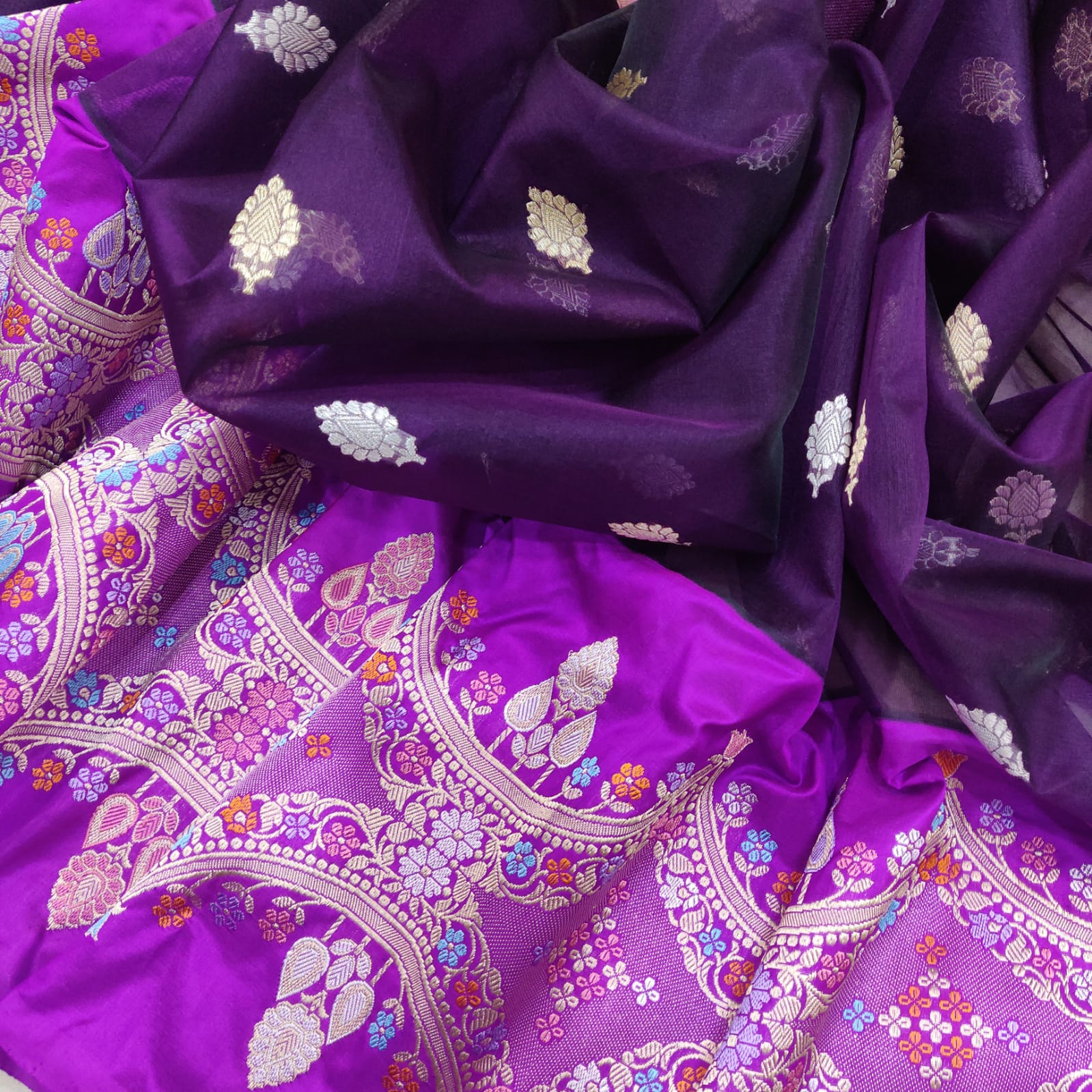 Kora handwoven kadwa saree - Saffronfashionindia