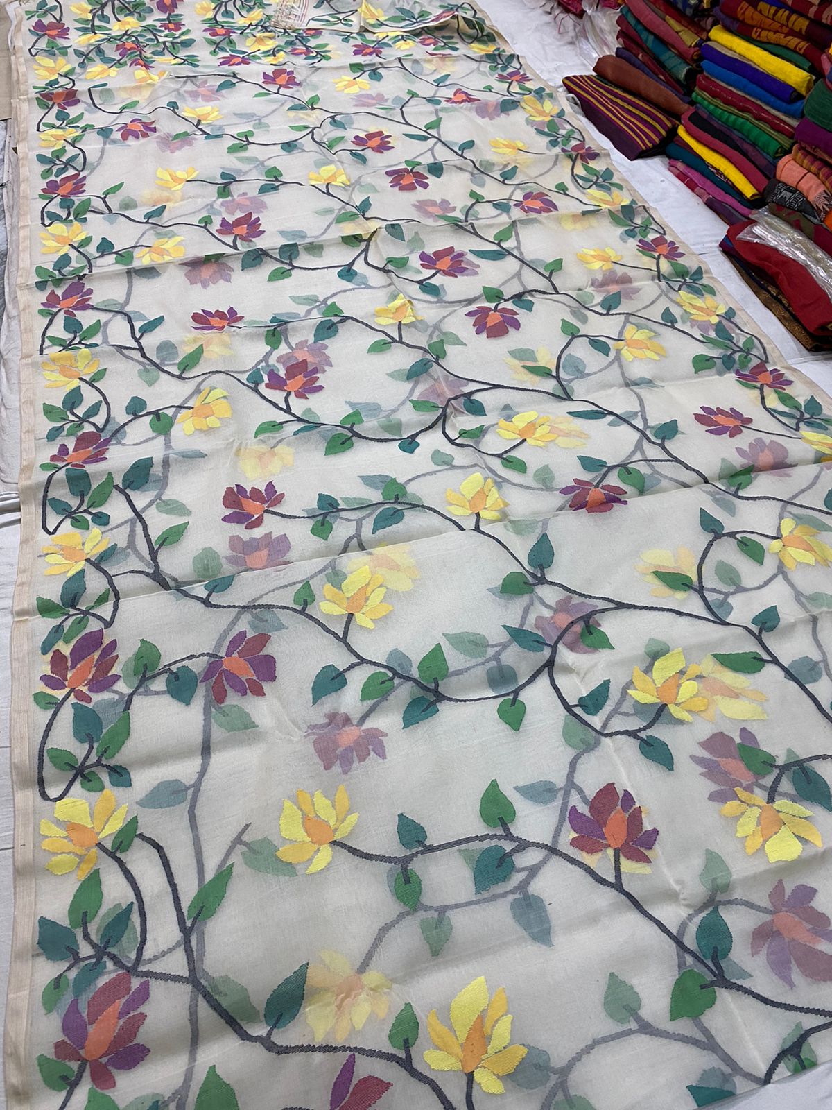 Somaksha tantuj jamdani saree - Saffronfashionindia