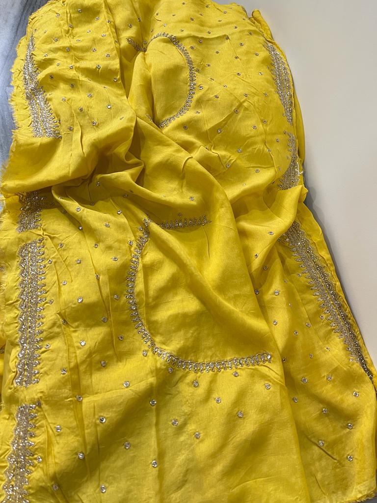 Nivesha organza saree - Saffronfashionindia