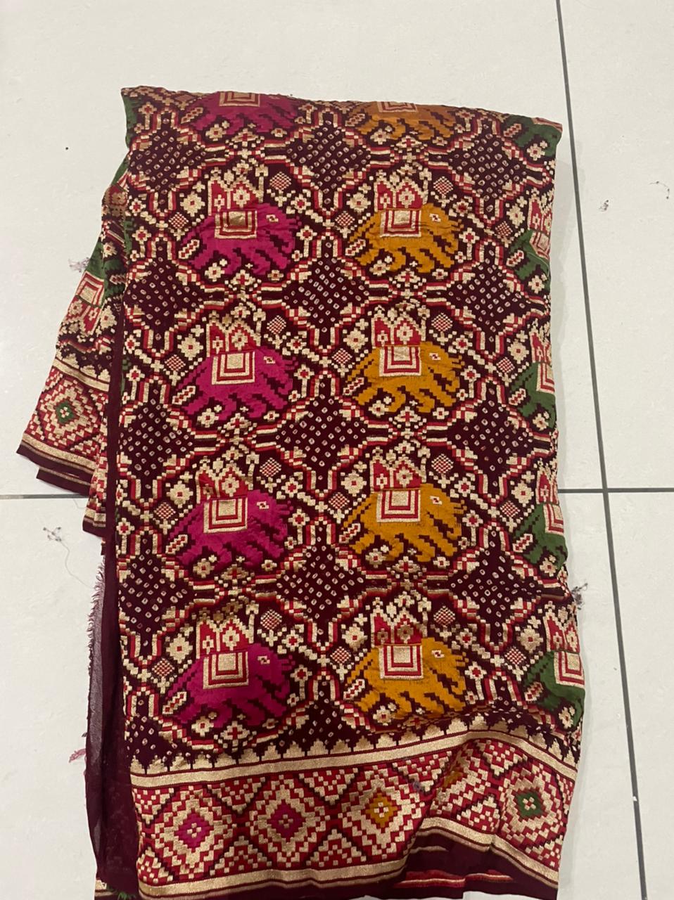 Rangkhat banarsi handwoven saree - Saffronfashionindia