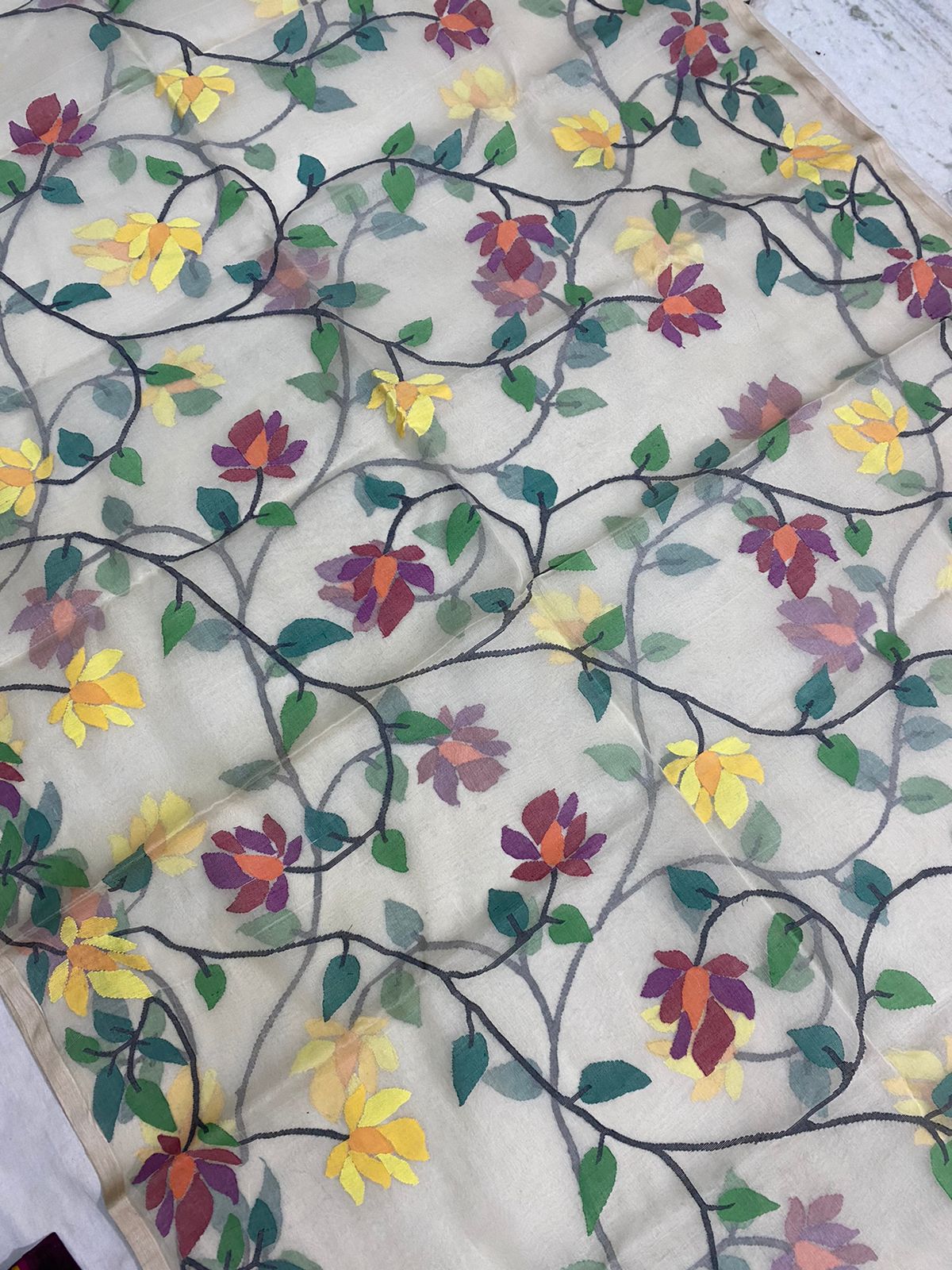 Somaksha tantuj jamdani saree - Saffronfashionindia
