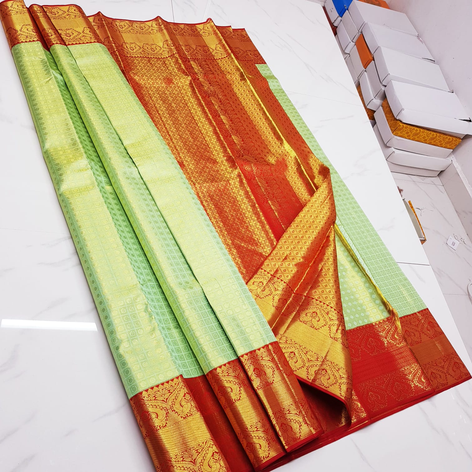 Pure silk Kanchipuram saree - Saffronfashionindia
