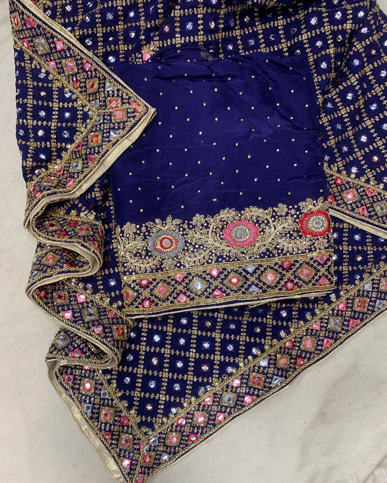 Punjabi salwarsuit - Saffronfashionindia