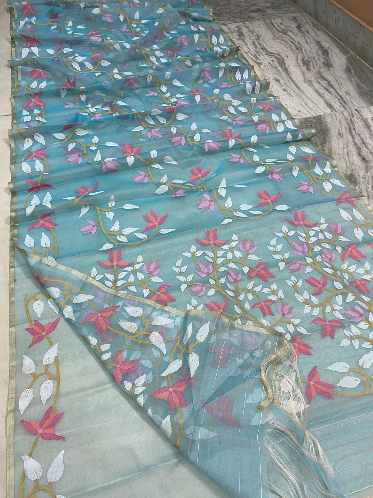 Malvika muslin jamdani saree - Saffronfashionindia