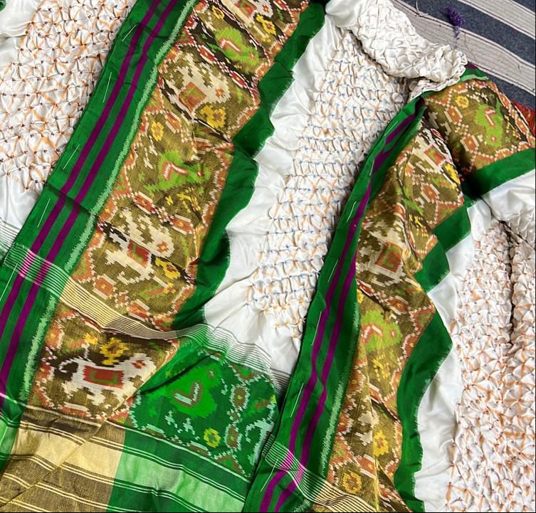 Bandhani Patola dupatta - Saffronfashionindia