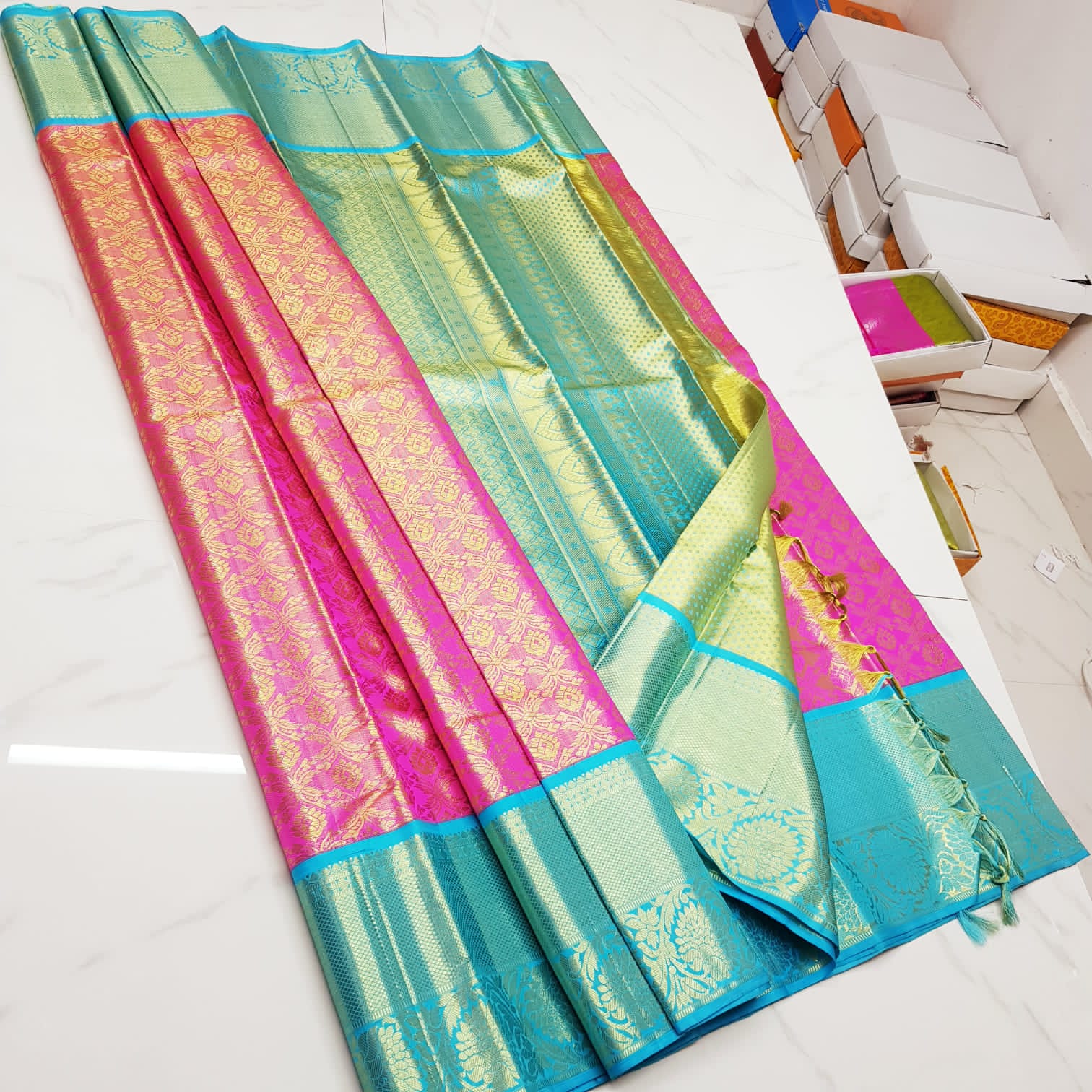 Pure silk Kanchipuram saree - Saffronfashionindia