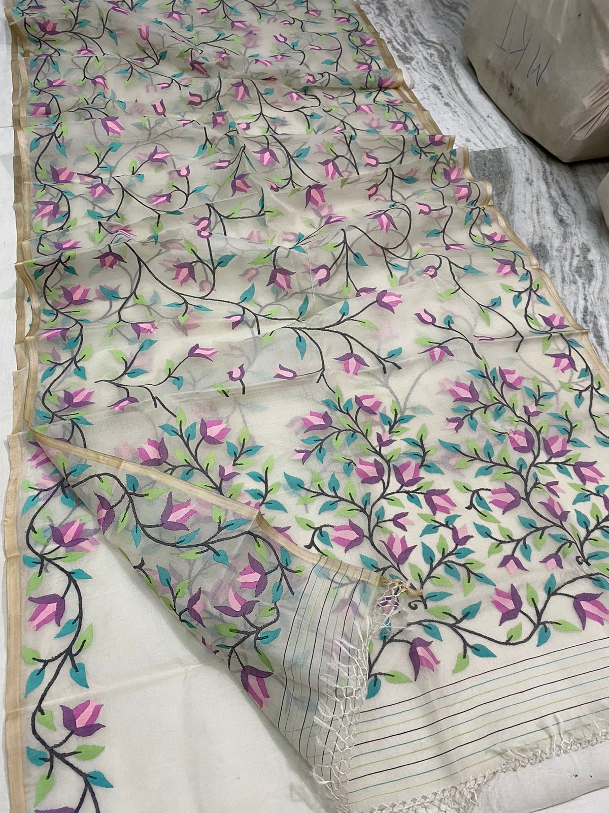 Seemika tantuj jamdani saree - Saffronfashionindia