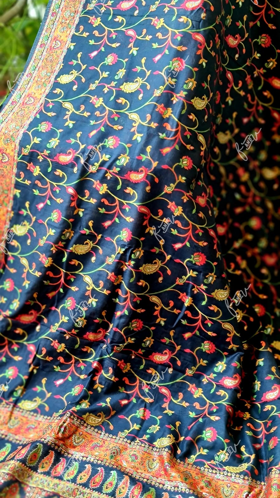Black pasha Kani silk saree - Saffronfashionindia