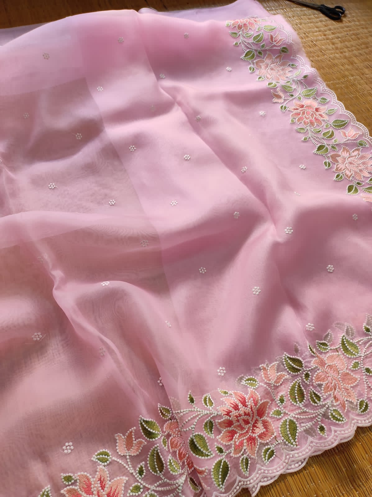 Hanisha organza silk saree - Saffronfashionindia