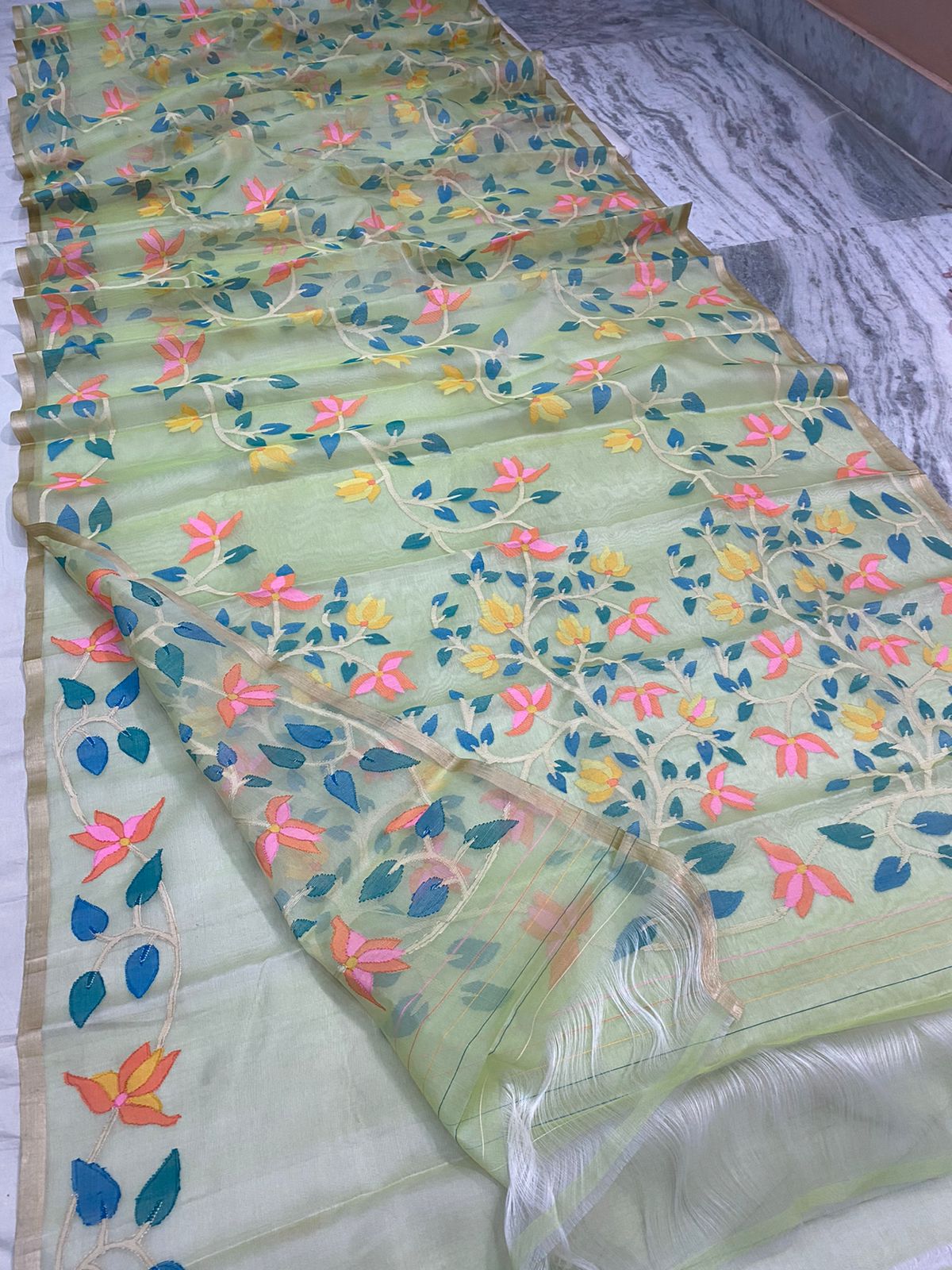 Ranjana tantuj jamdani saree - Saffronfashionindia