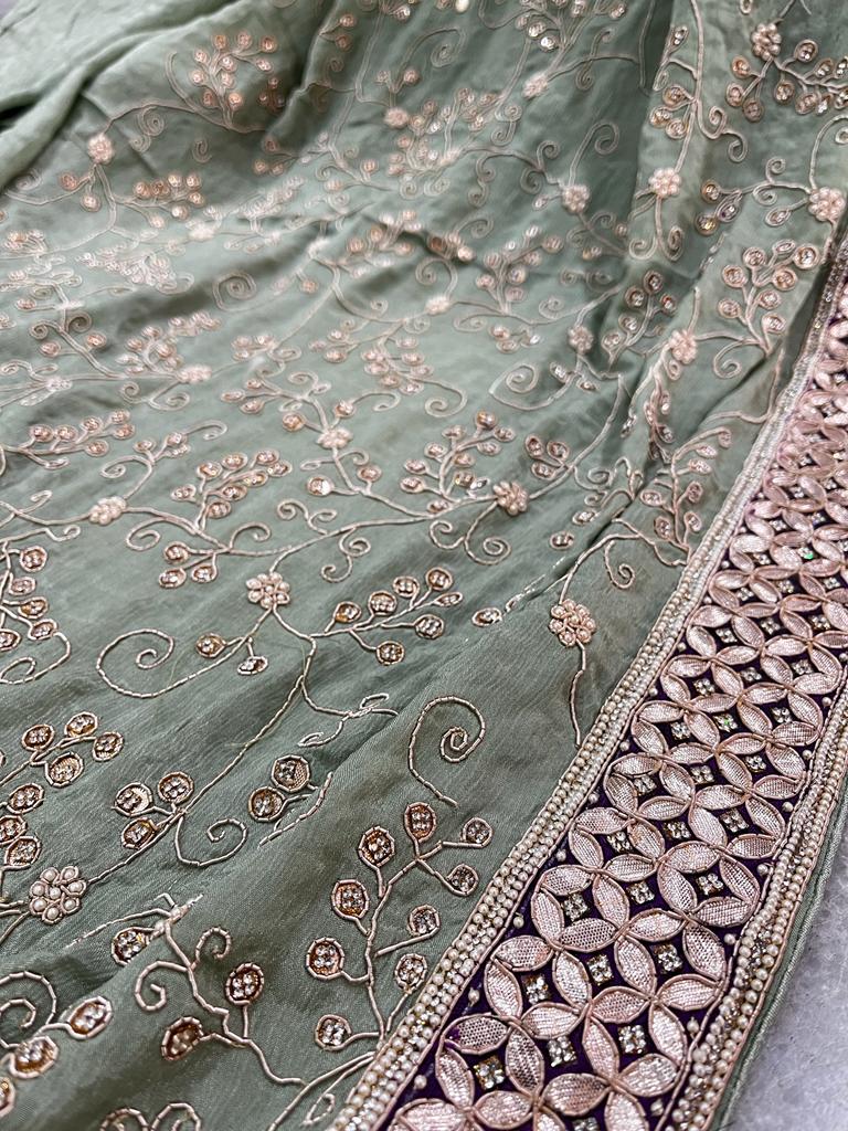 Queensy crepe saree - Saffronfashionindia
