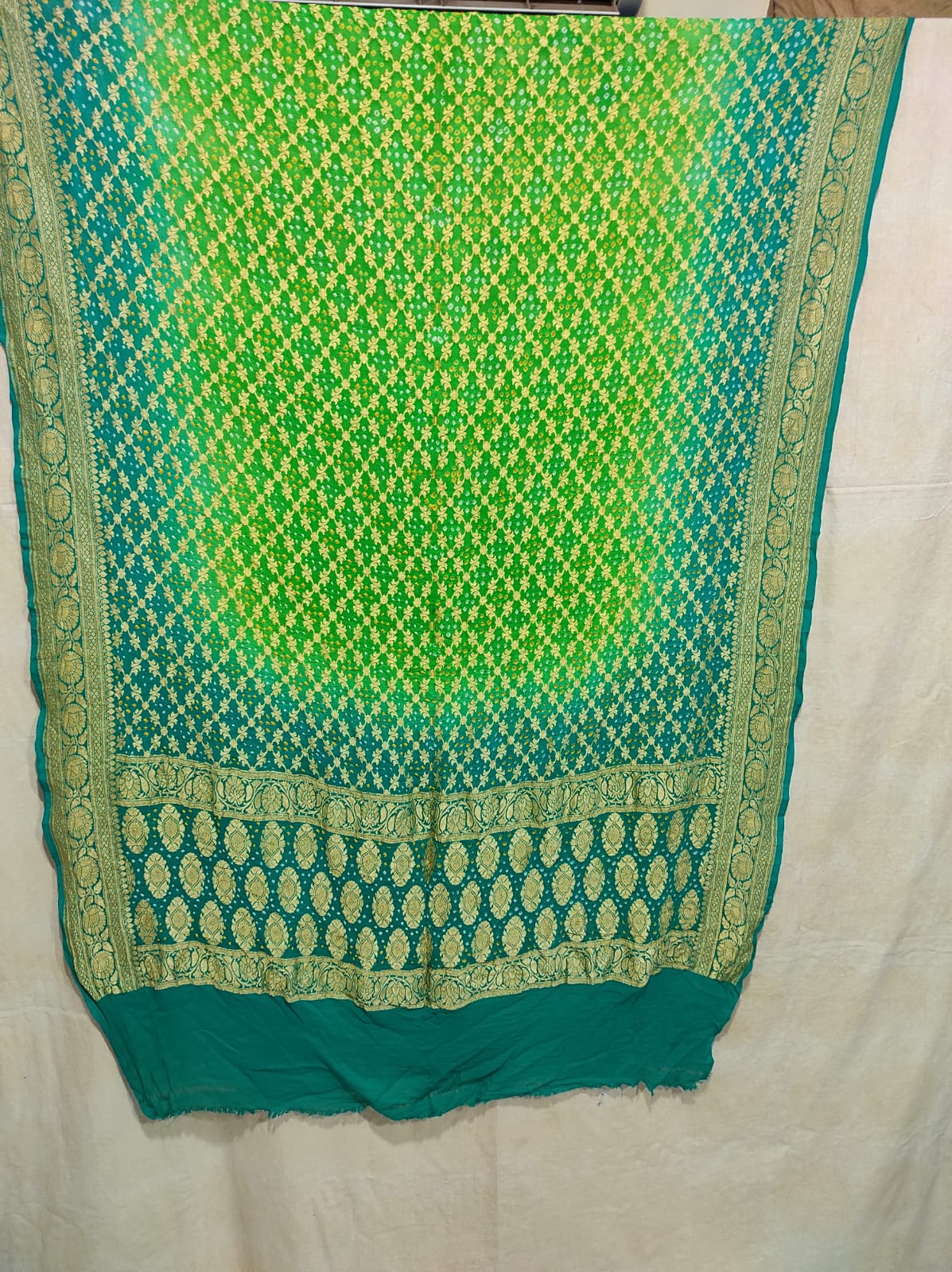 Kaniksha bandhani dupatta - Saffronfashionindia