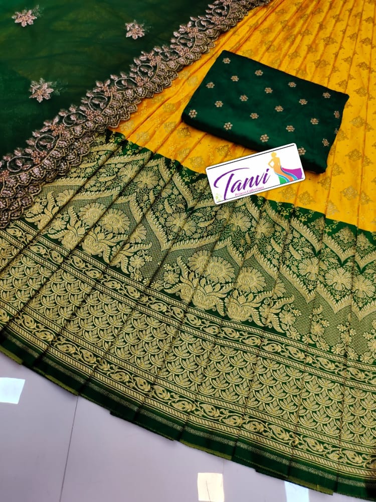 Banarsi brocade lehanga set - Saffronfashionindia