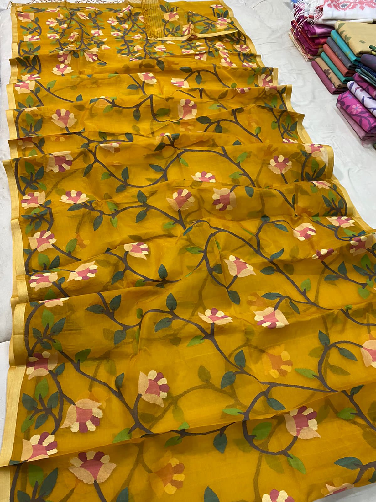 Boudi handwoven jamdani saree - Saffronfashionindia