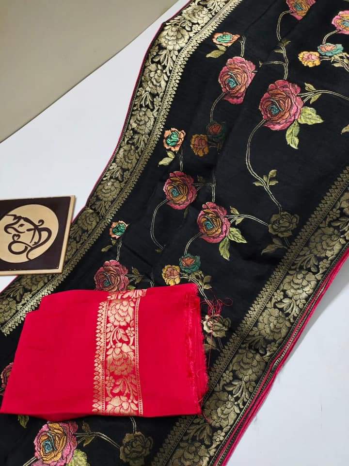 Italian moonga crepe banarsi saree - Saffronfashionindia