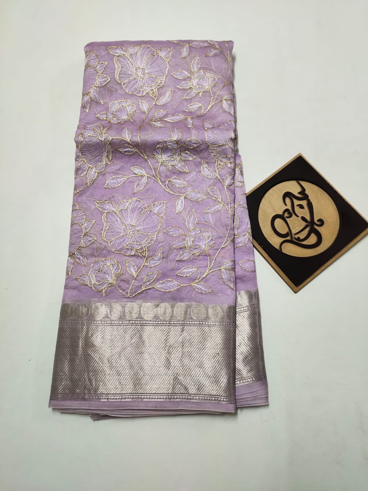 Beautiful banarsi kora saree - Saffronfashionindia