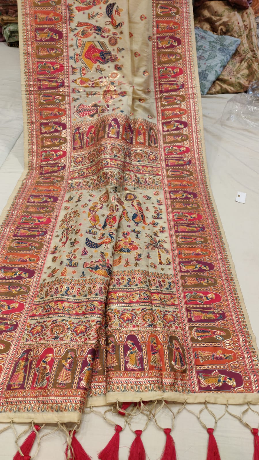 Beautiful Kani silk saree - Saffronfashionindia