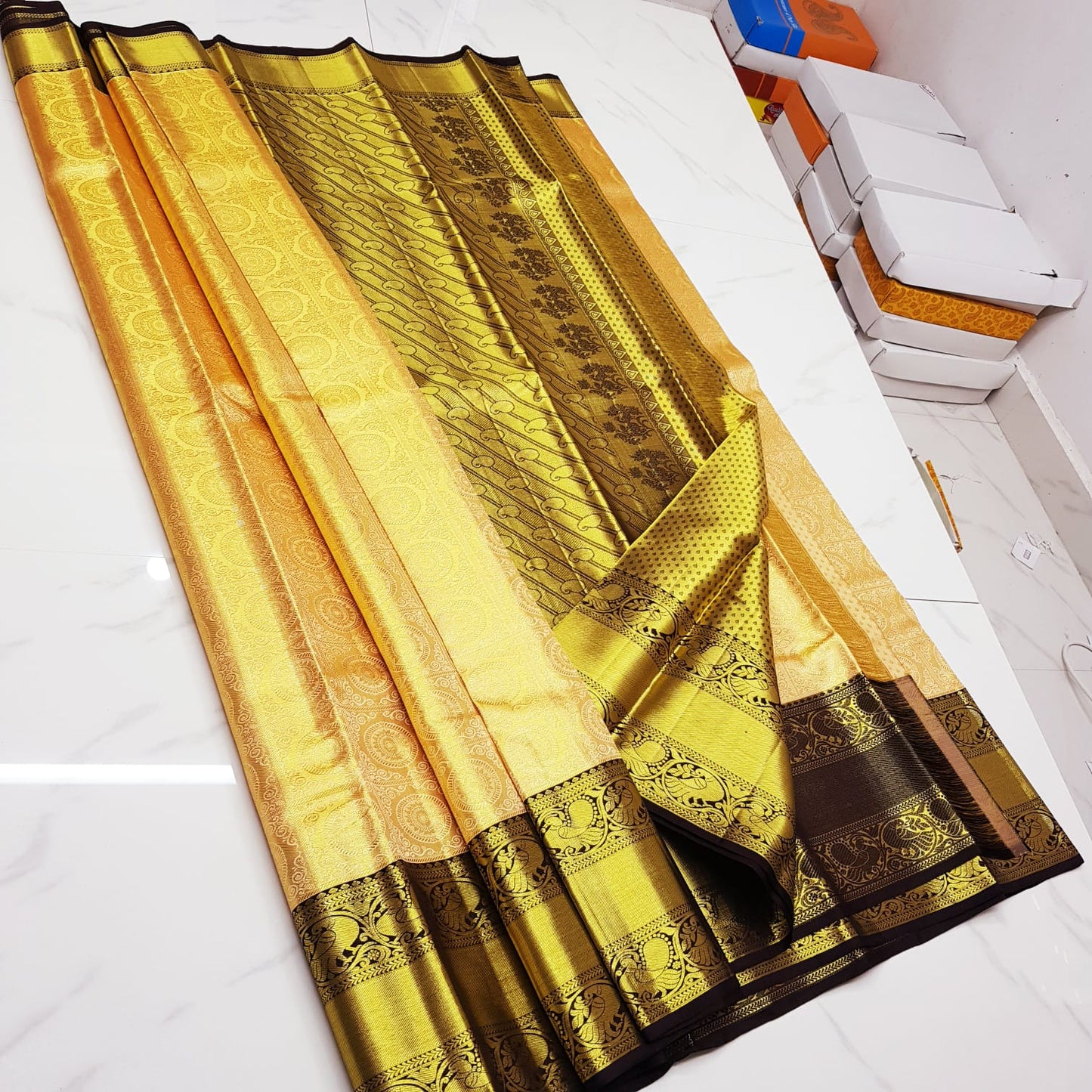 Pure silk Kanchipuram saree - Saffronfashionindia