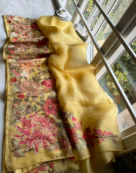 Vamia floral saree - Saffronfashionindia