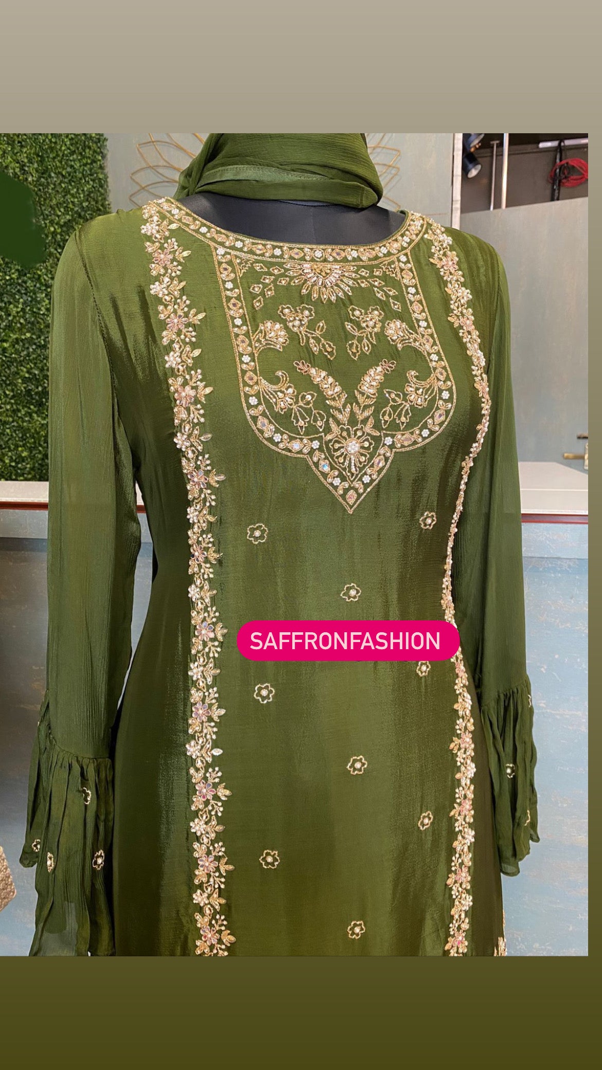 Hariyali kurta dress - Saffronfashionindia