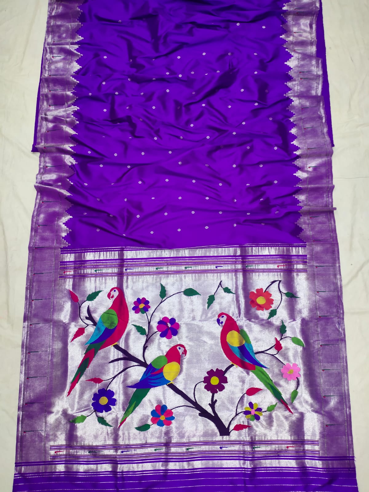 Renisha Paithani saree - Saffronfashionindia