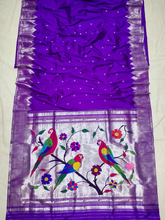 Renisha Paithani saree - Saffronfashionindia