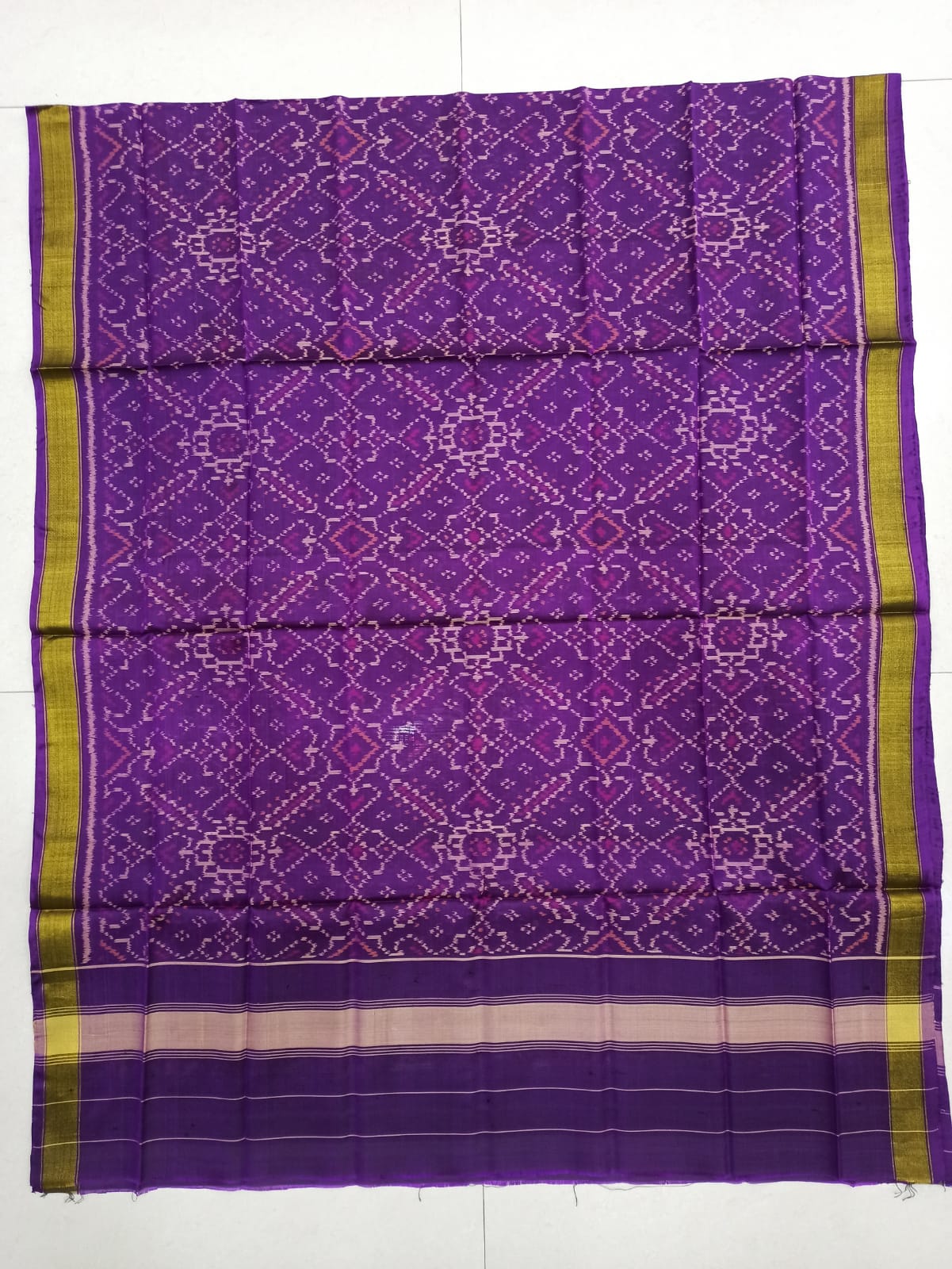 Rajkot ikkat Patola dupatta - Saffronfashionindia